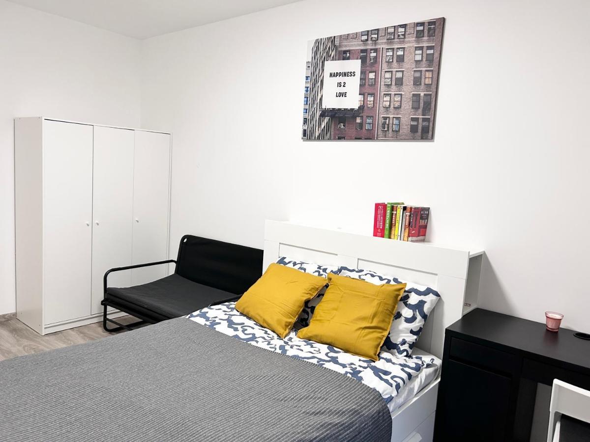 New 2022 Family&Friends Downtown Ac 3Br 2Ba Free Parking Big Balcony Near Metro&Train Station Self Check-In Apt Budapest Extérieur photo