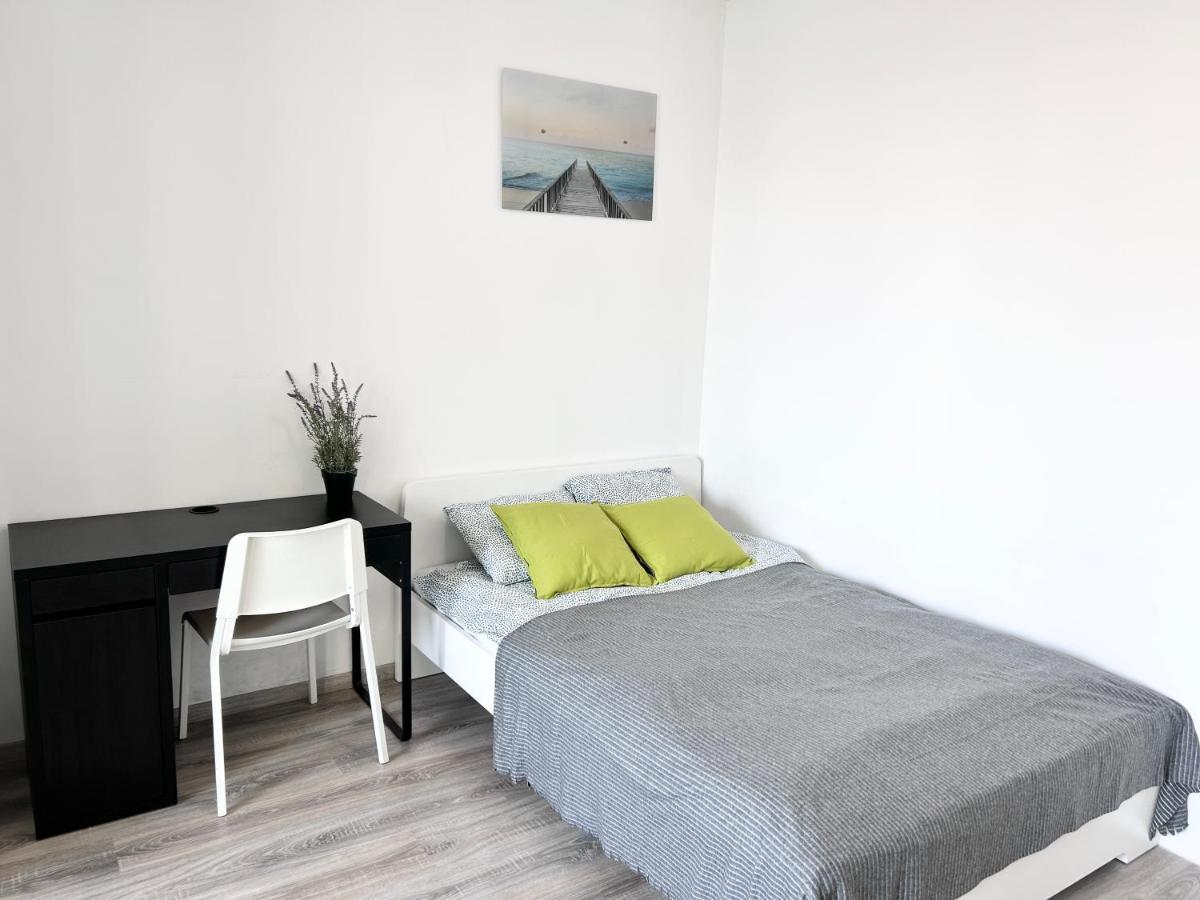 New 2022 Family&Friends Downtown Ac 3Br 2Ba Free Parking Big Balcony Near Metro&Train Station Self Check-In Apt Budapest Extérieur photo