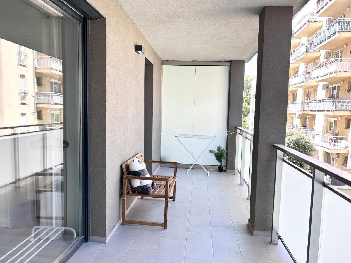 New 2022 Family&Friends Downtown Ac 3Br 2Ba Free Parking Big Balcony Near Metro&Train Station Self Check-In Apt Budapest Extérieur photo